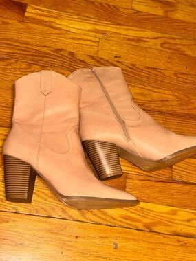 Women’s Ankle Cowboy Boots in Blush Pink - Stylish Block Heel